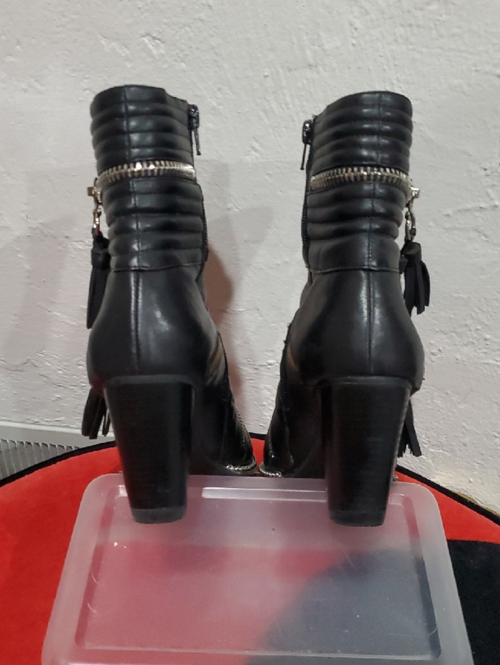 Jeffrey Campbell Tenzin Chain Pointy Toe Boot in black Size 8.5 - Picture 9 of 14